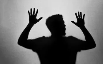 Tips Menghadapi Rasa Takut: Menaklukkan Ketakutan dan Mengembangkan Keberanian