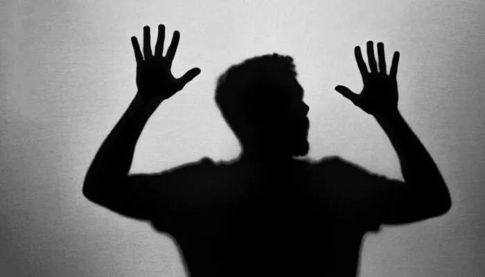 Tips Menghadapi Rasa Takut: Menaklukkan Ketakutan dan Mengembangkan Keberanian